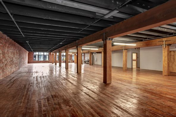 Taylor Edwards Building: 1518 1st Ave S, Seattle, WA 98134